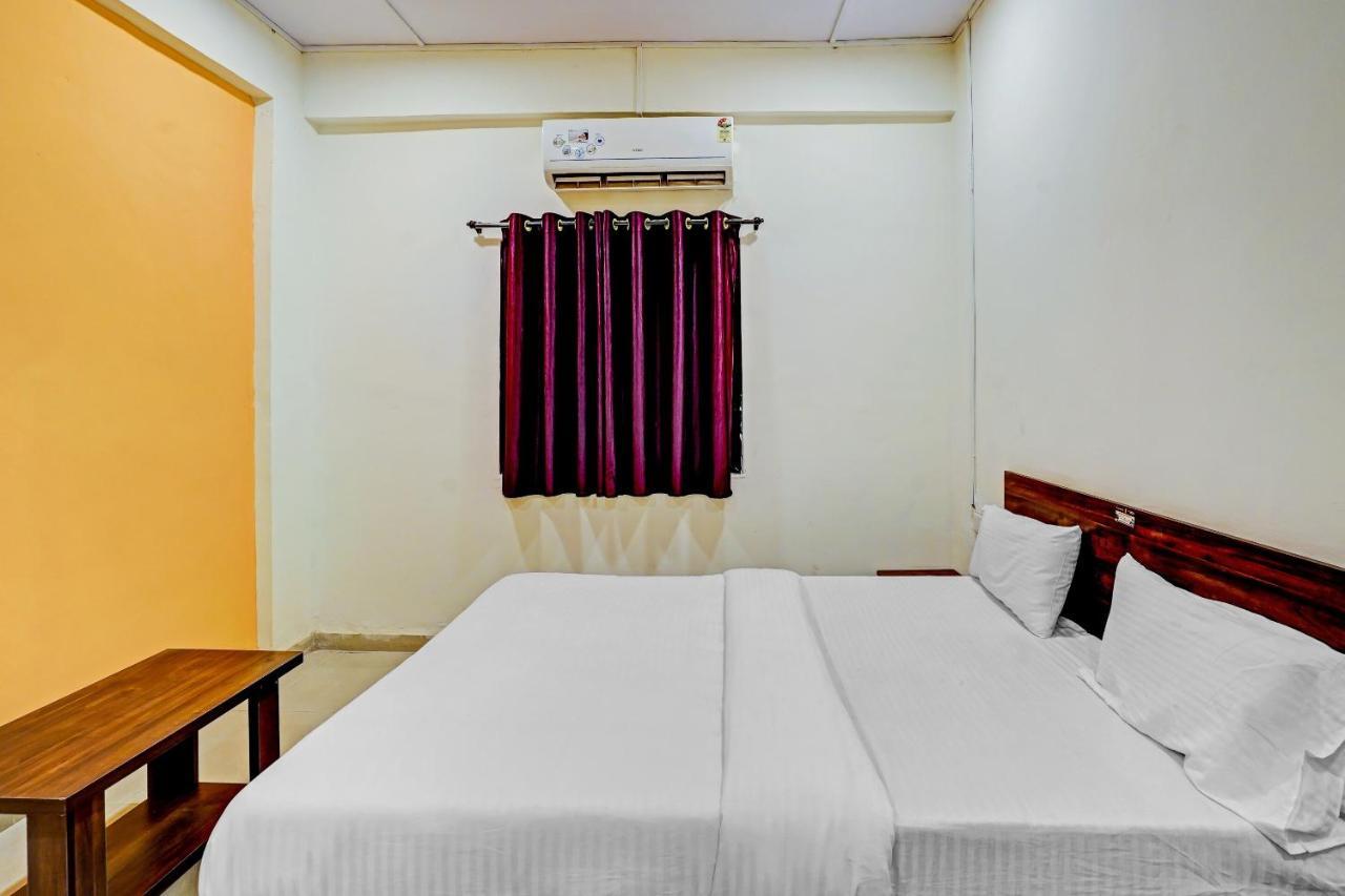 Amba Executive An Apartment Hotel Mundhwa Экстерьер фото