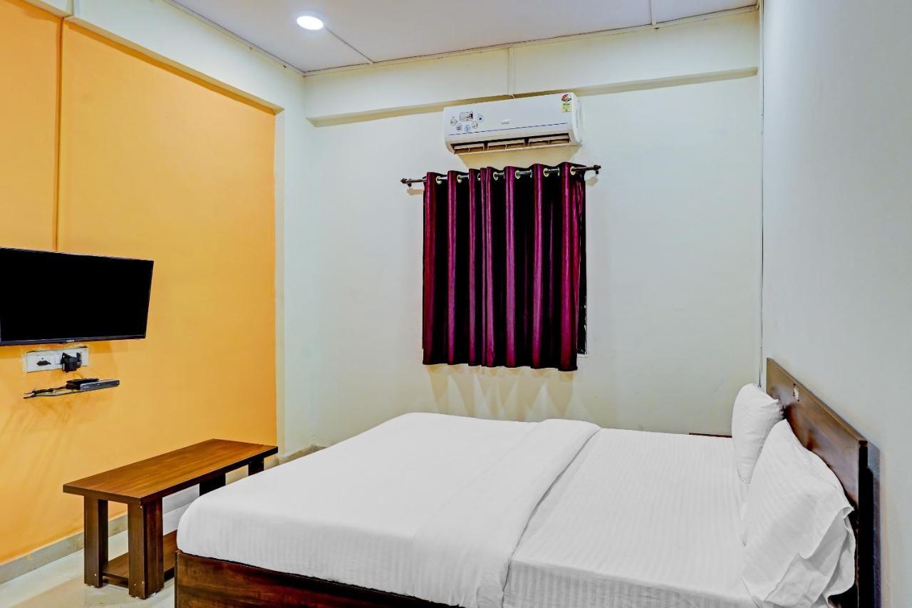 Amba Executive An Apartment Hotel Mundhwa Экстерьер фото