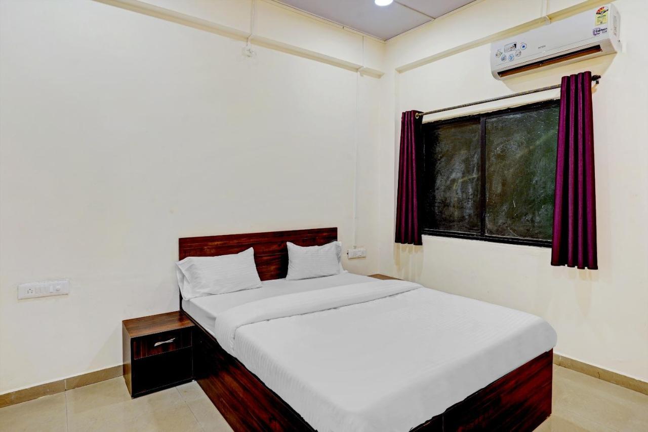 Amba Executive An Apartment Hotel Mundhwa Экстерьер фото
