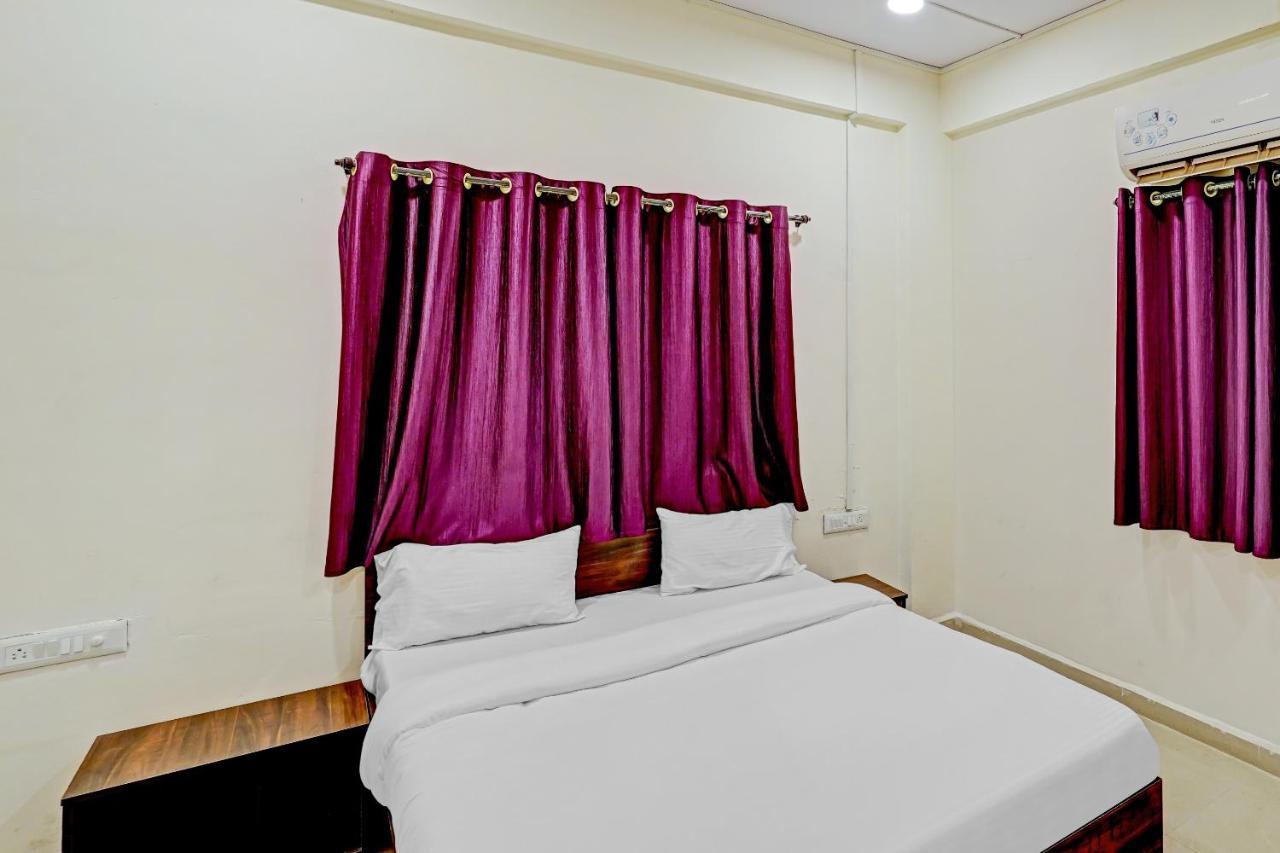 Amba Executive An Apartment Hotel Mundhwa Экстерьер фото